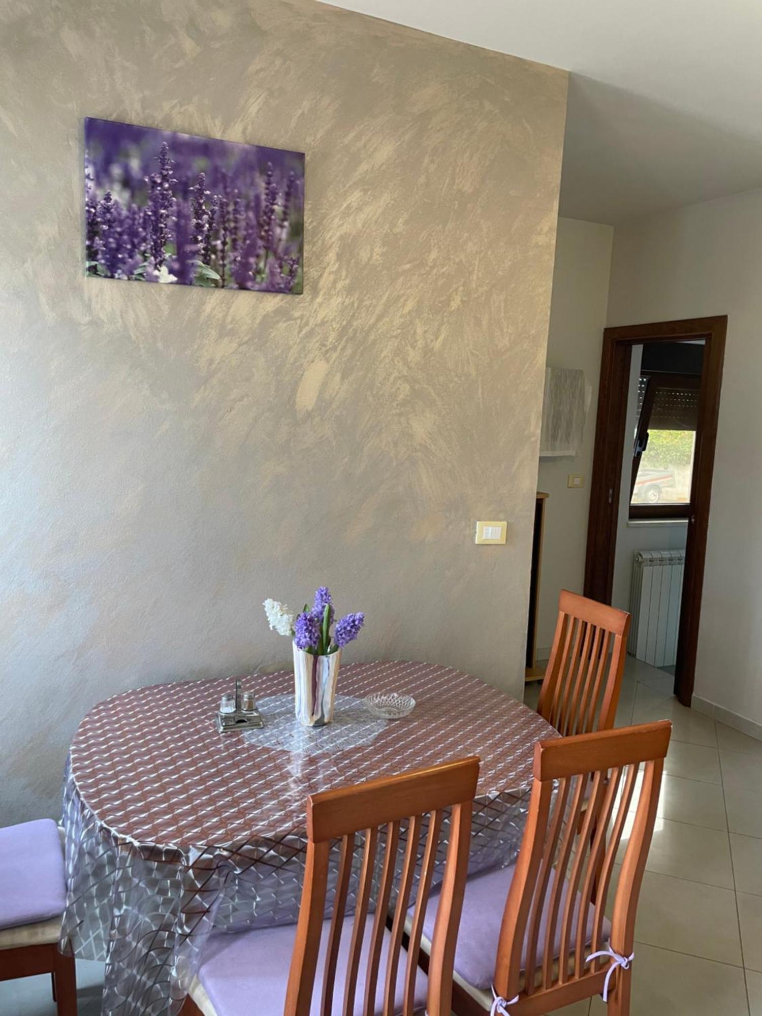 Kimberly Apartment *